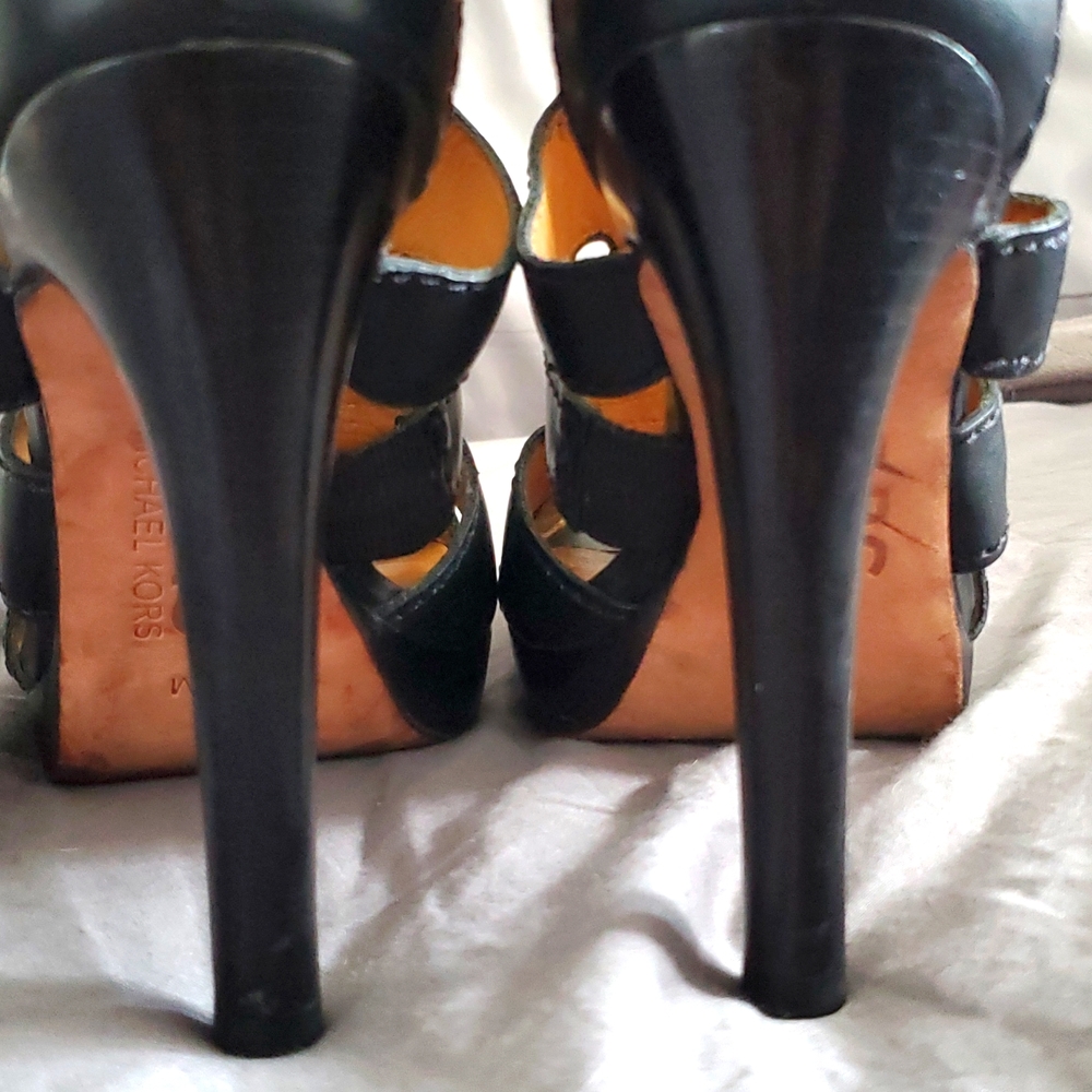 KORS Michael Kors Peep-Toe Heels - Picture 6 of 8